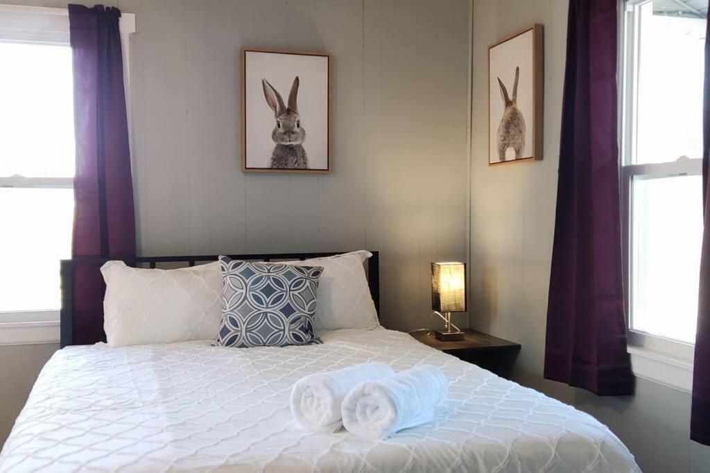 Perfect Combo Of Charm & Comfort- 2Bedroom Home โนเบิลสวิลล์ ภายนอก รูปภาพ